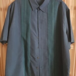 Silky Soft 2xist Teal and Navy Casual Button Down Shirt